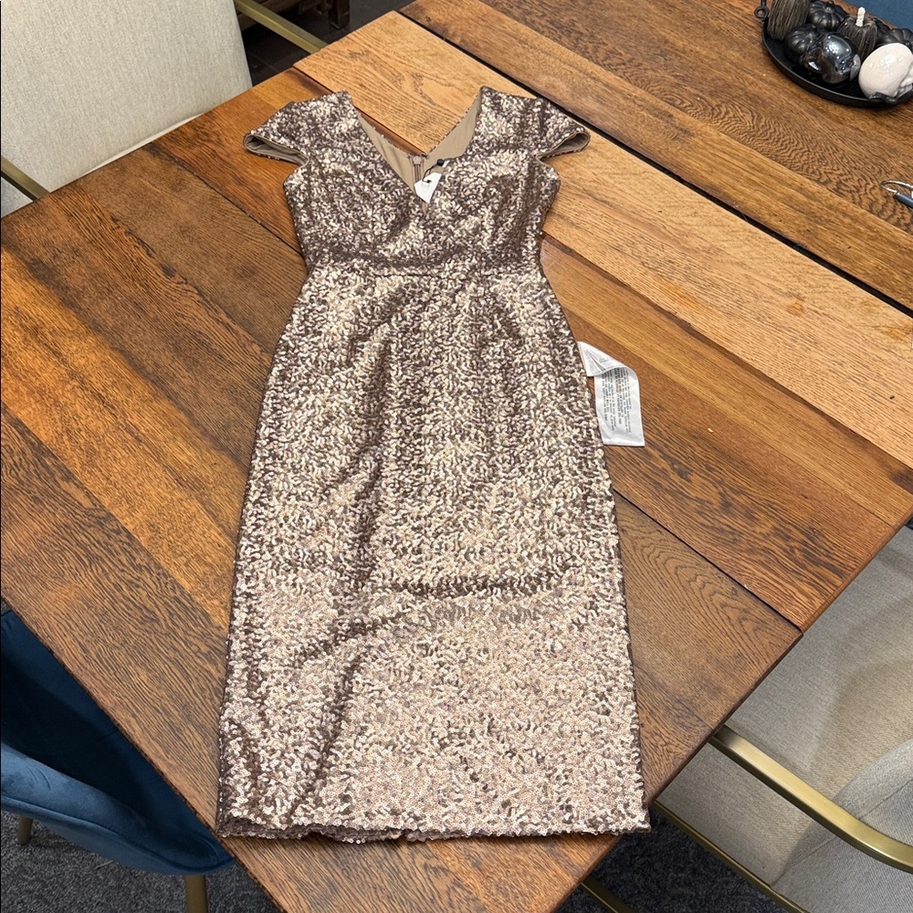 Dress the Population BNWT Elegant Gold Sequin Dress Sz xs